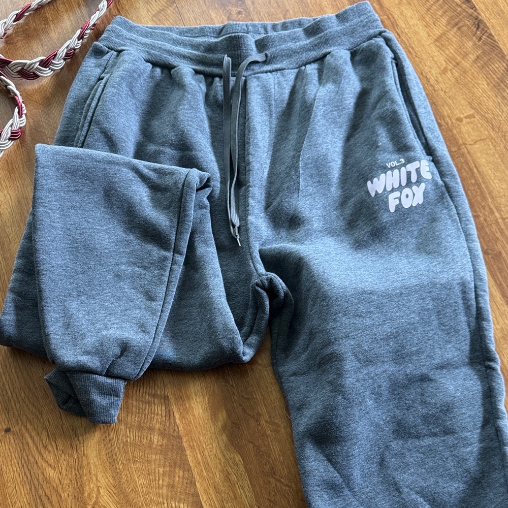 Women’s grey white fox vol 3 sweat pants